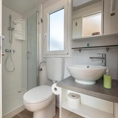 Europarcs & Mobilehomes De Luxe *