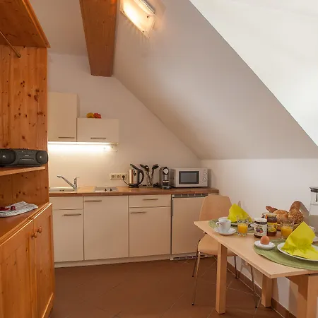Europarcs & Mobilehomes De Luxe *