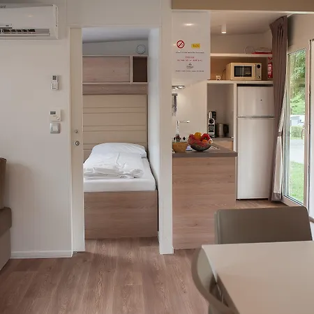 Europarcs & Mobilehomes De Luxe *