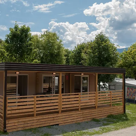 Europarcs & Mobilehomes De Luxe Апартаменты Оберфеллах