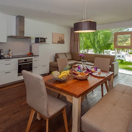 Europarcs & Mobilehomes De Luxe Appartement *