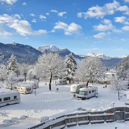 Апартаменты Europarcs & Mobilehomes De Luxe Оберфеллах
